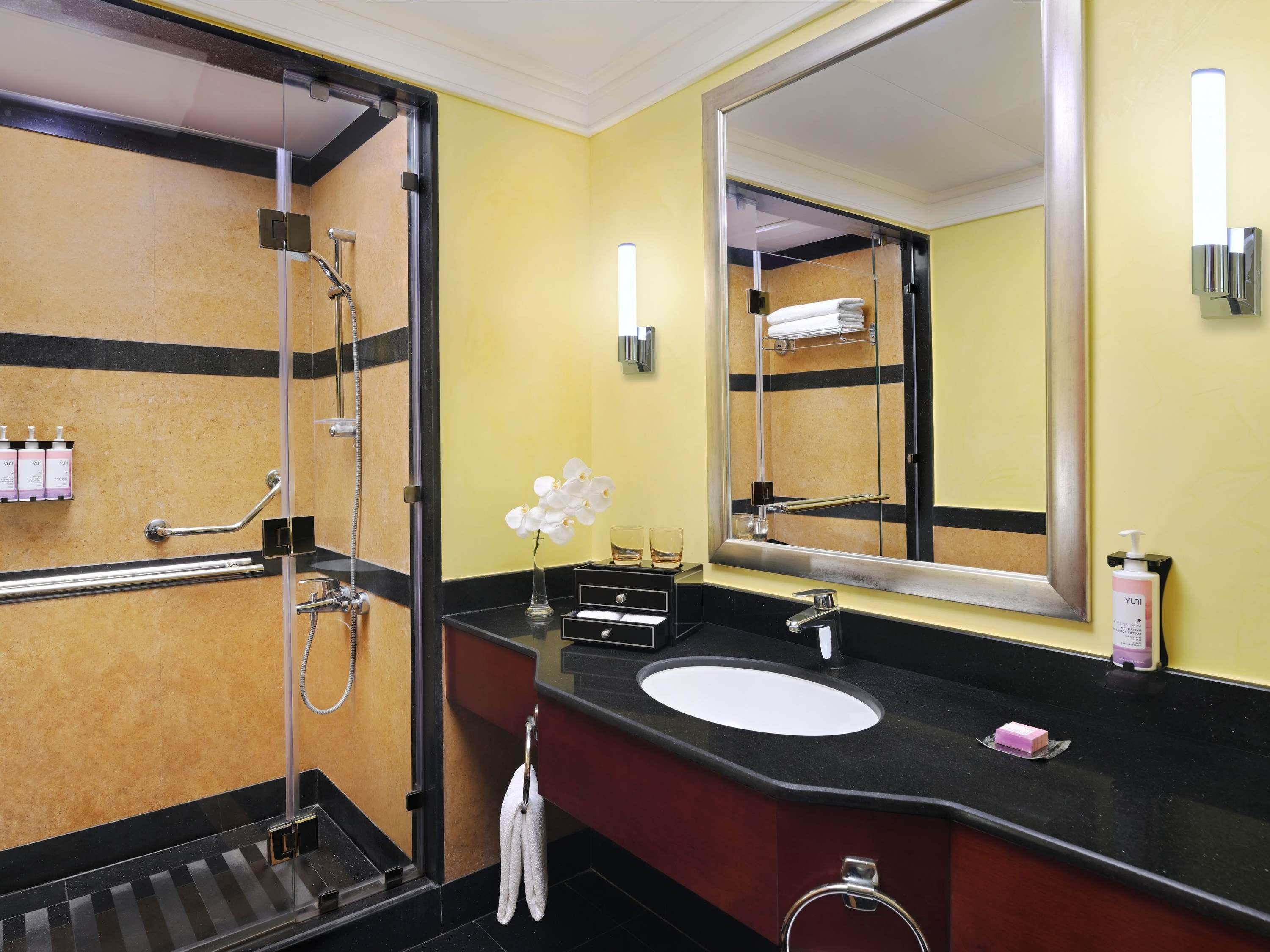 Movenpick Hotel City Star Jeddah Room Type - Business Suite Twin