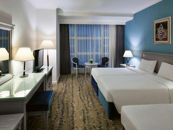 Superior 3 Single Beds