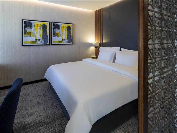 Junior suite with panaromic Haram view