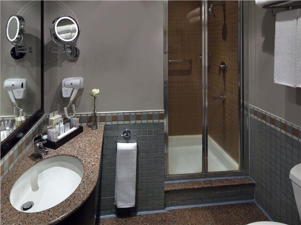 Superior 3 Single Beds