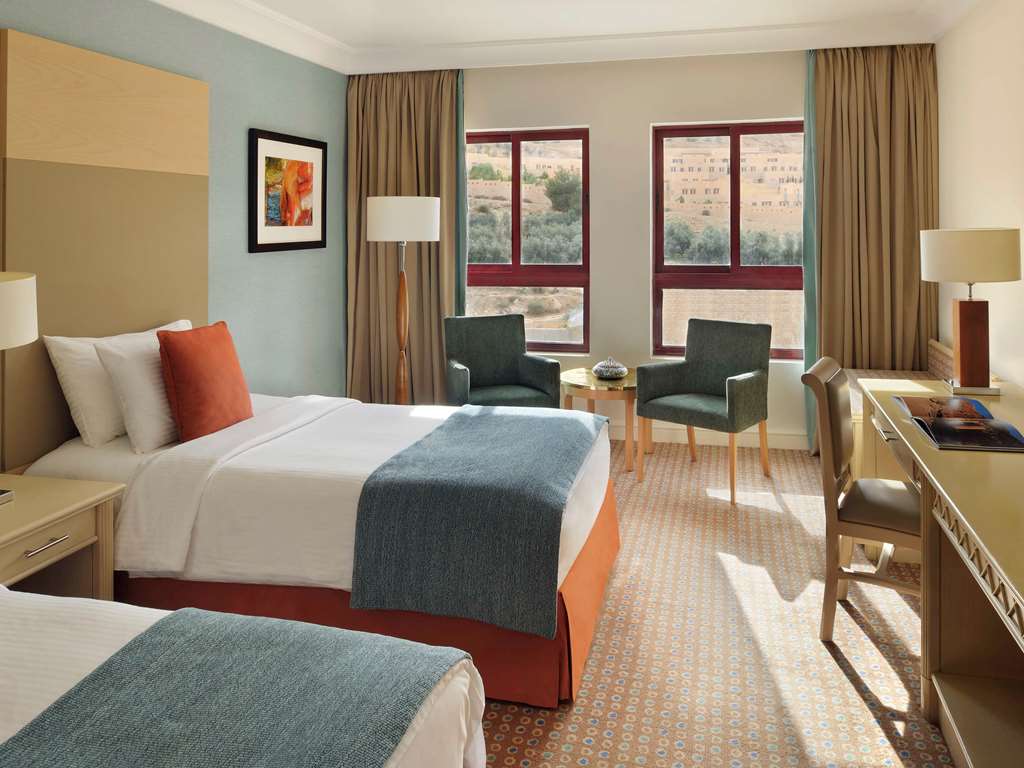 Guest photo