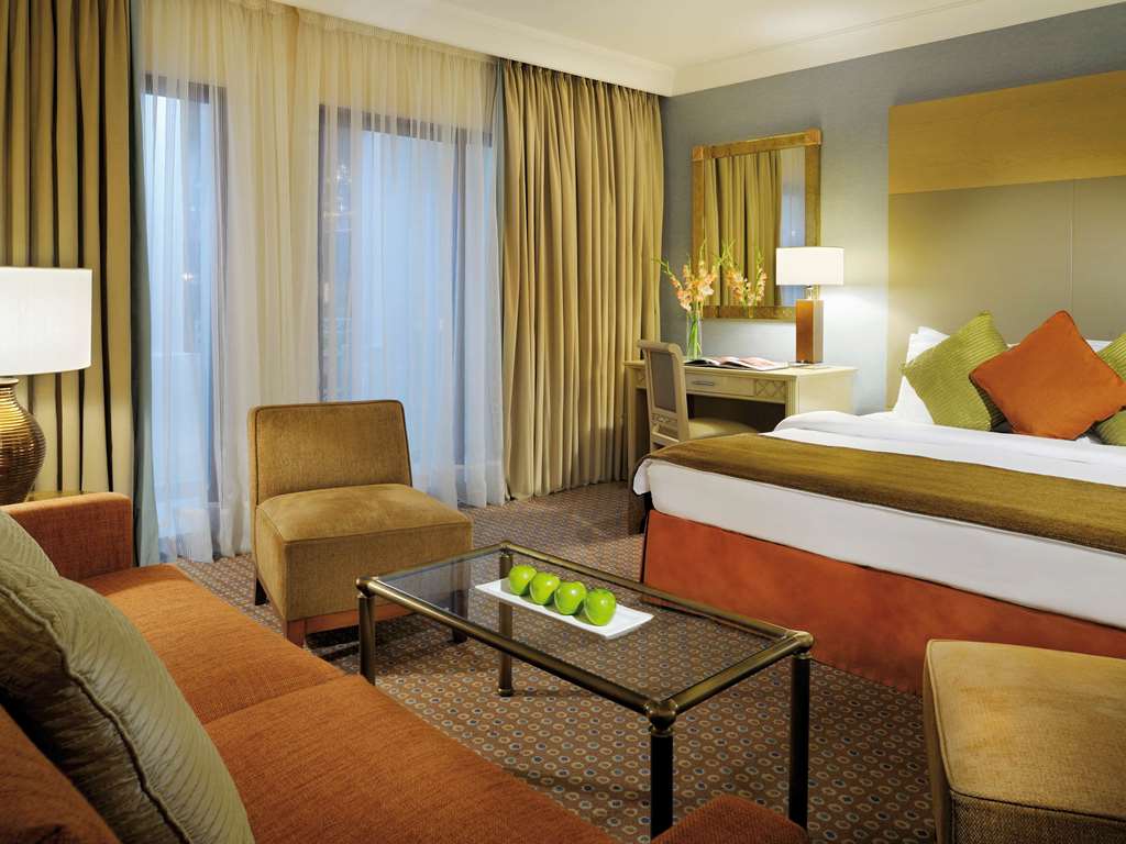 Guest photo