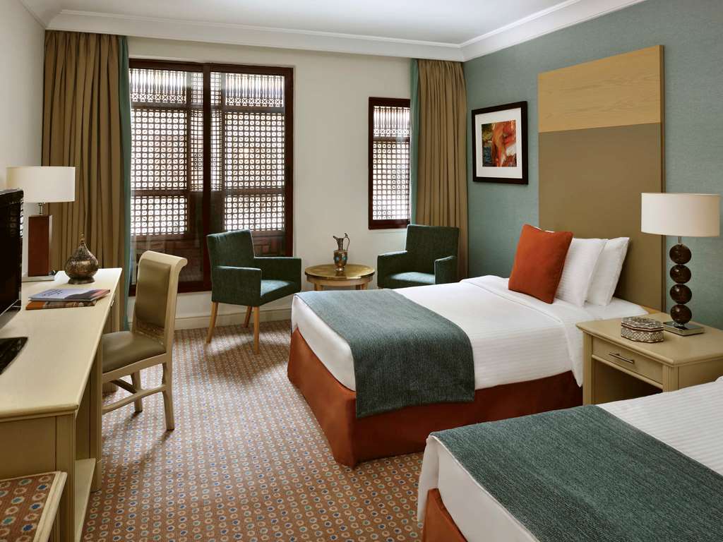 Guest photo