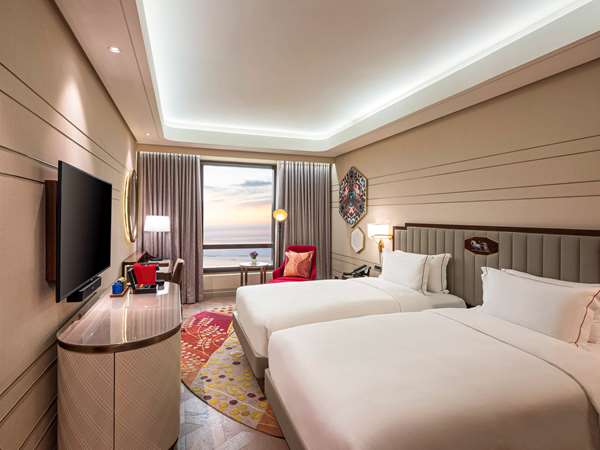 EXECUTIVE BAY ROOM, Club lounge access, 2 Single Size Beds, Bay View