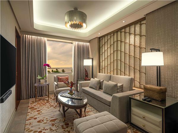 EXECUTIVE SUITE, Club lounge access, 1 King Size Bed, Bay View
