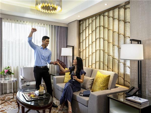 EXECUTIVE SUITE, Club lounge access, 1 King Size Bed, Bay View