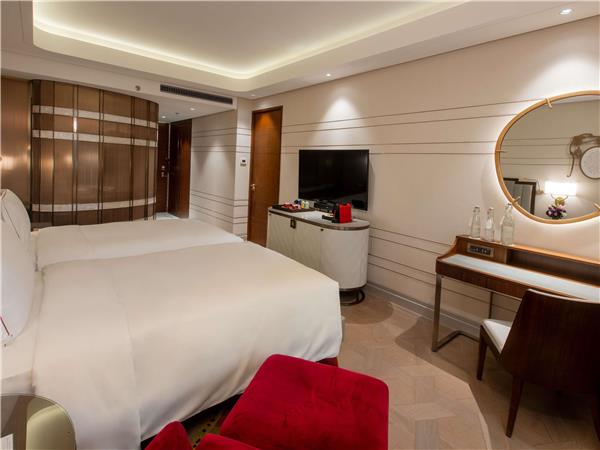 SUPERIOR ATRIUM, 2 Single Size Beds