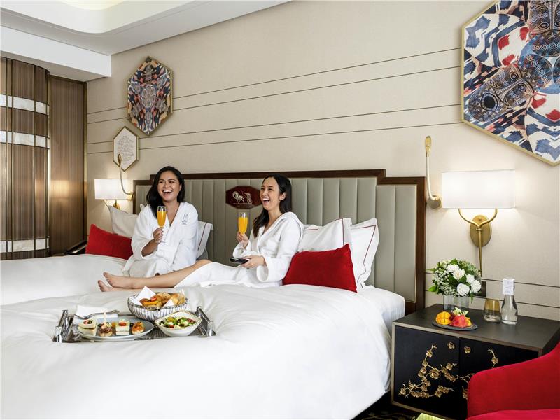 SUPERIOR ATRIUM, 2 Single Size Beds