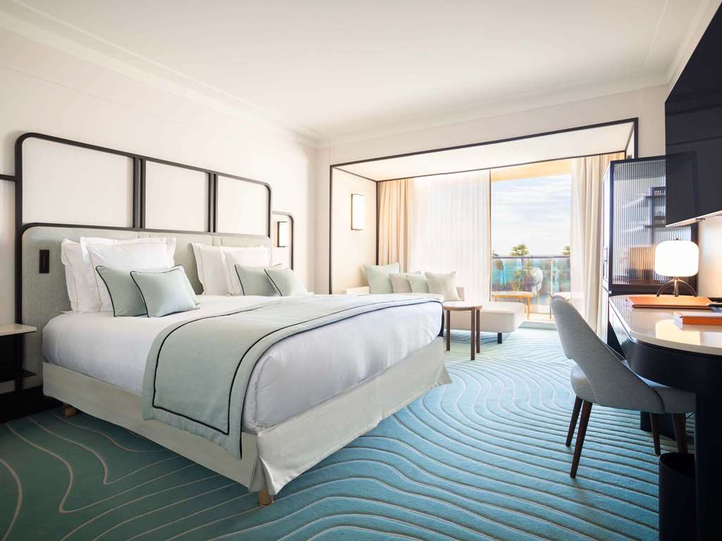 Guest photo