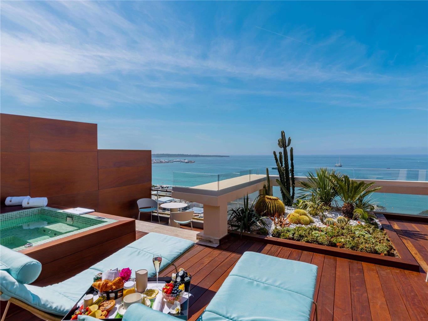 Mondrian Cannes