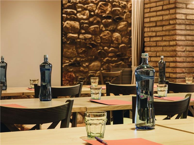 On-Site,Business/Events,Meeting Room