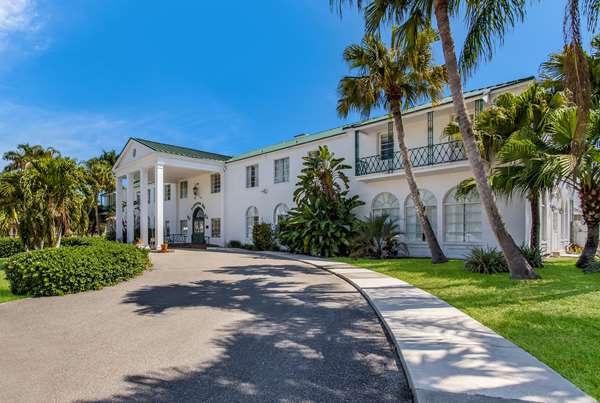 Exterior view - Americas Best Value Inn Historic Clewiston Inn