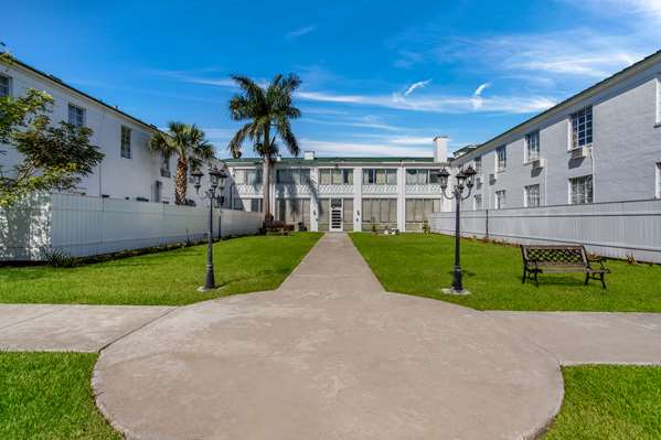 Exterior view - Americas Best Value Inn Historic Clewiston Inn