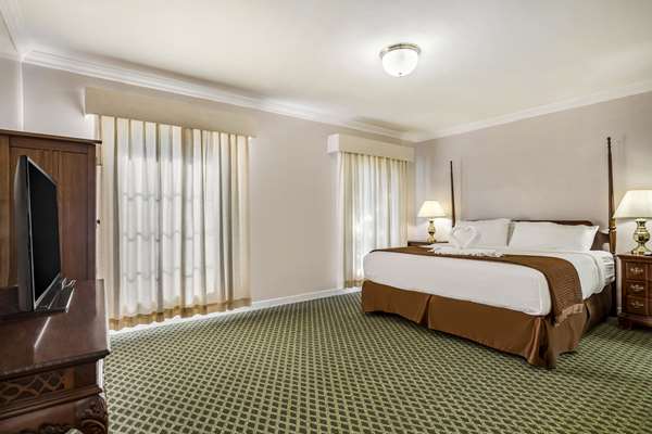  - Americas Best Value Inn Historic Clewiston Inn