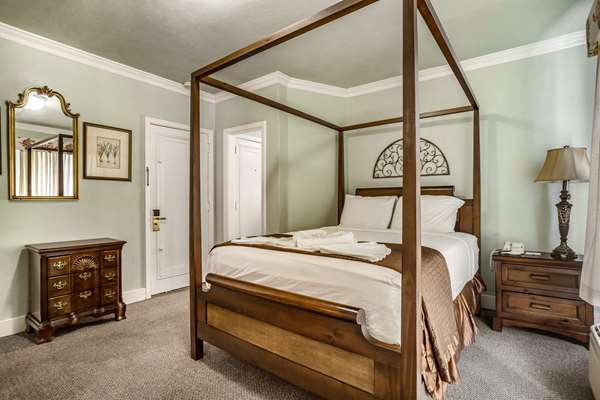 Suite - Americas Best Value Inn Historic Clewiston Inn