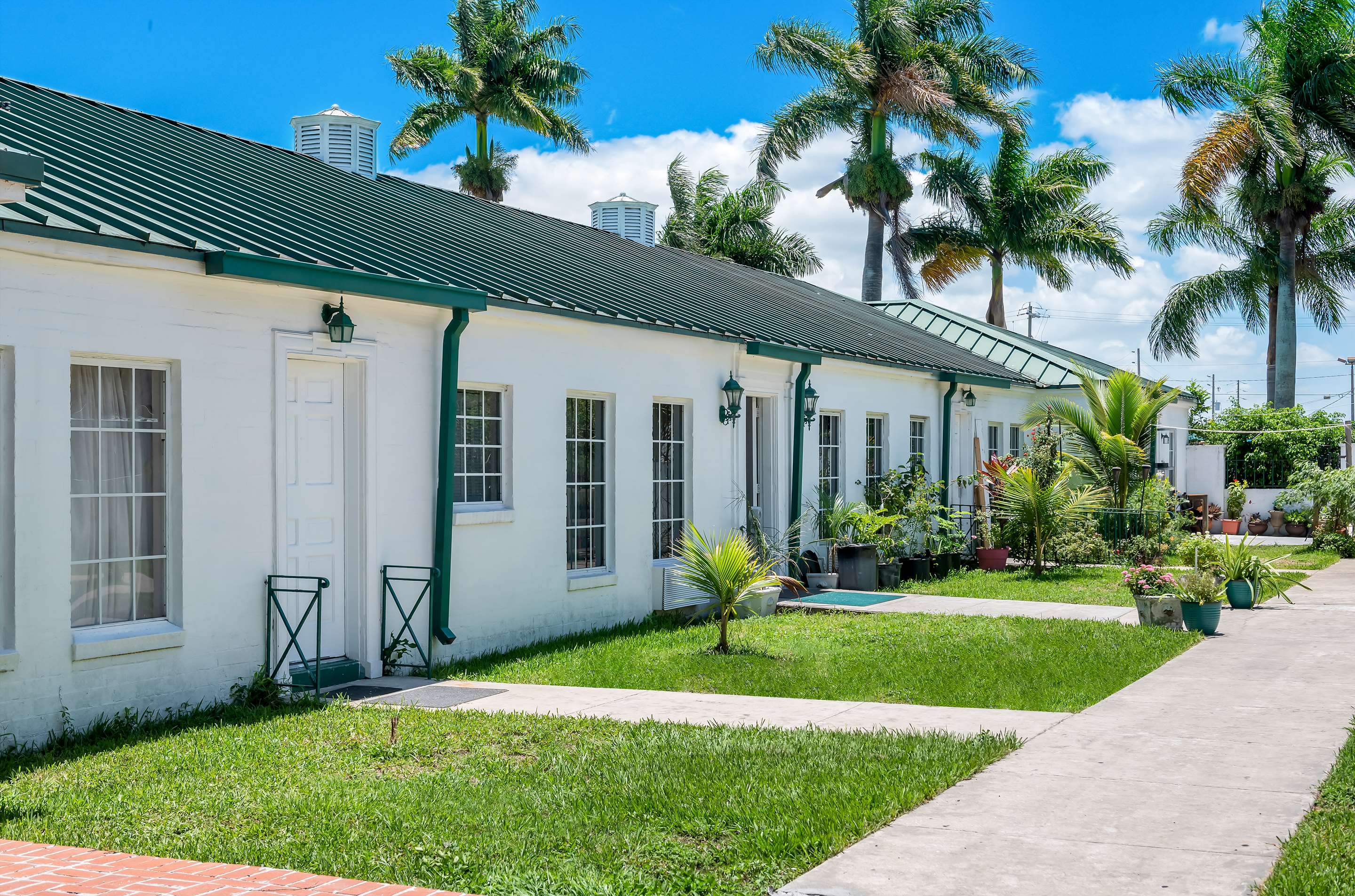 FL Exterior