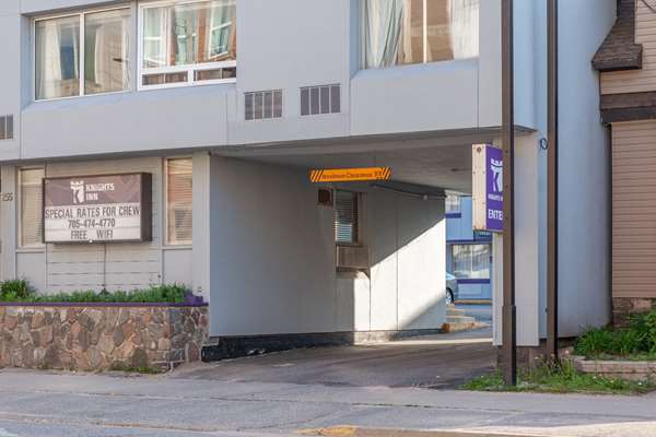 Exterior view - Knights Inn North Bay
