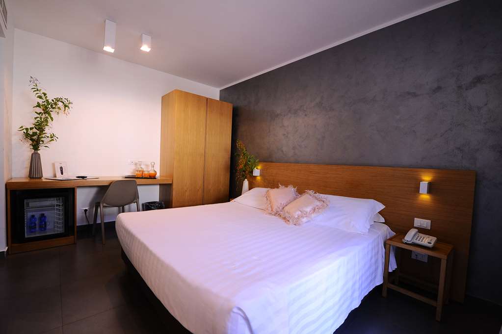 Casena Dei Colli, Sure Hotel Collection by Best Western-guestroom-Guest Room,On-Site.jpg