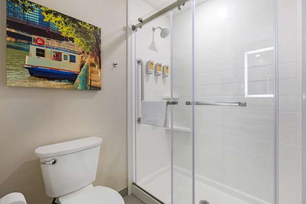  - Best Western Plus South Holland Hotel - I-80 & I-294, Exit 2