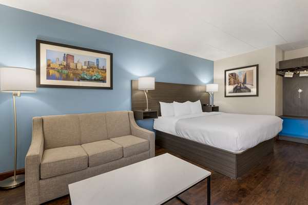  - Best Western Plus South Holland Hotel - I-80 & I-294, Exit 2
