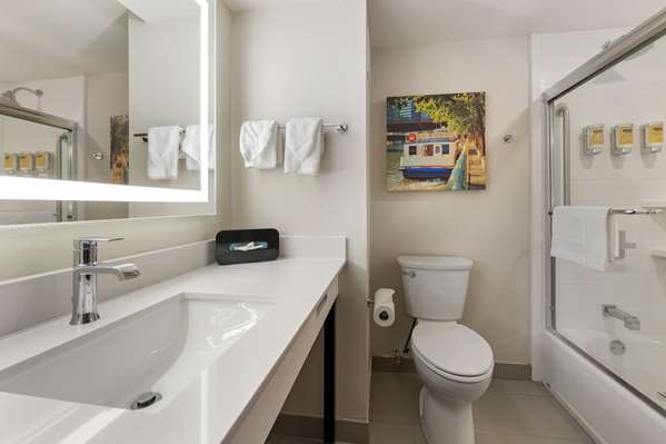  - Best Western Plus South Holland Hotel - I-80 & I-294, Exit 2