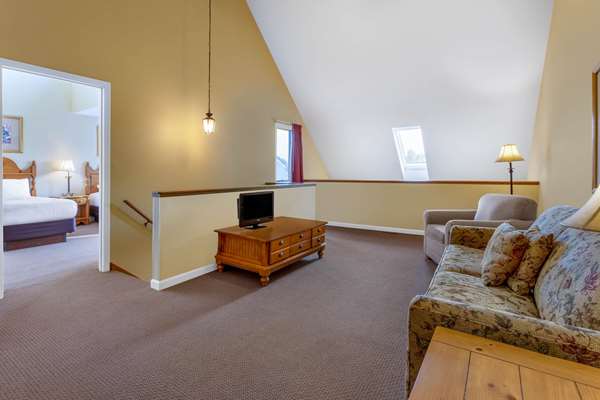  - Tamarack Resort Wisconsin Dells - I-90 & I-94, Exit 89