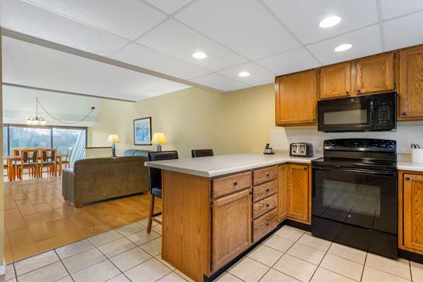  - Tamarack Resort Wisconsin Dells - I-90 & I-94, Exit 89