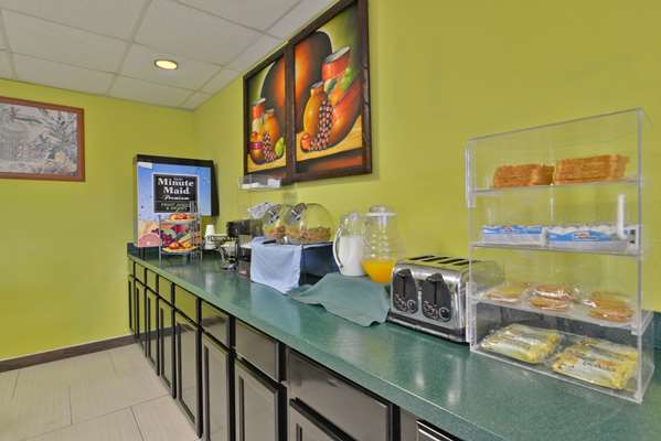 Restaurant - Americas Best Value Inn & Suites Haltom City - I-820, Exit 18