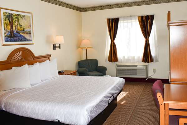  - Americas Best Value Inn & Suites Haltom City - I-820, Exit 18