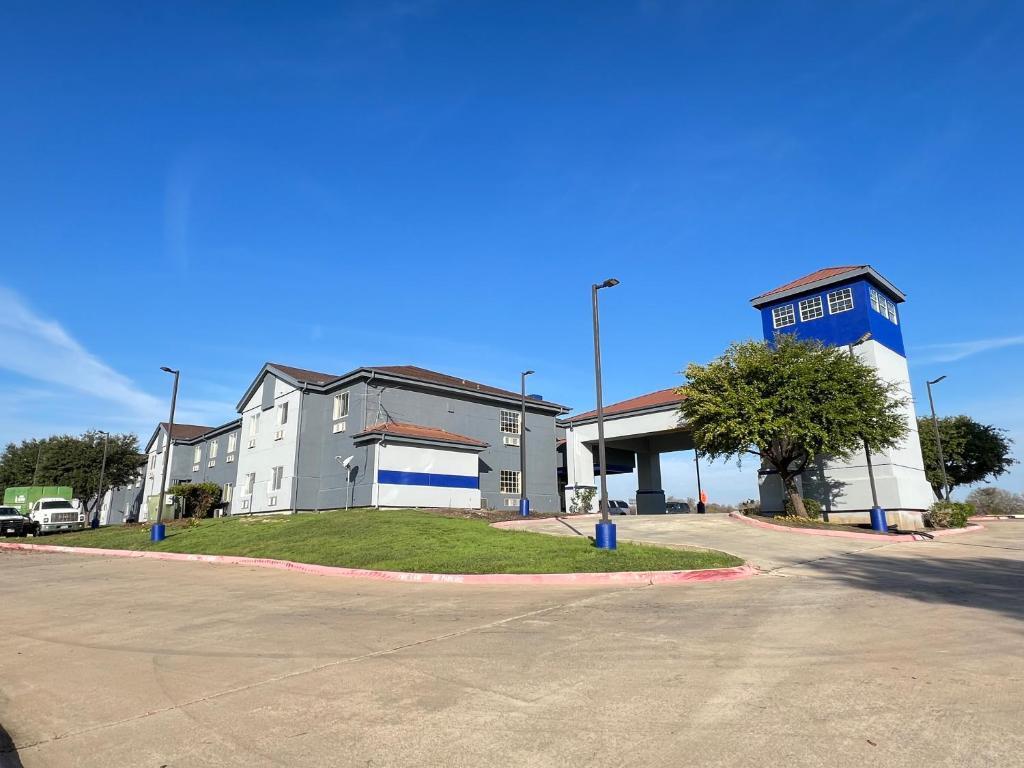 Americas Best Value Inn & Suites