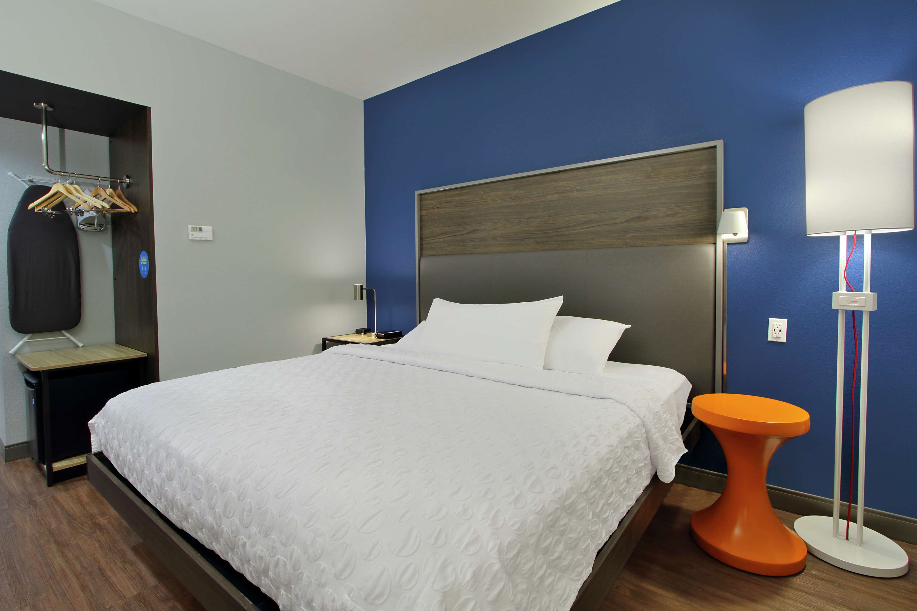 Tru by Hilton Waco South - Tap to explore photos