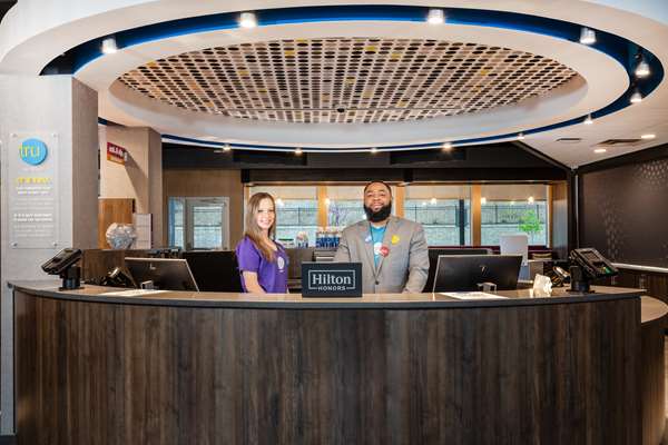  - Tru by Hilton East Asheville - I-40, Exit 55