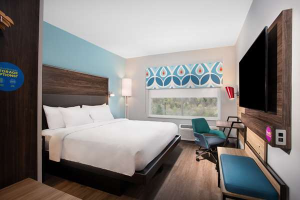  - Tru by Hilton East Asheville - I-40, Exit 55