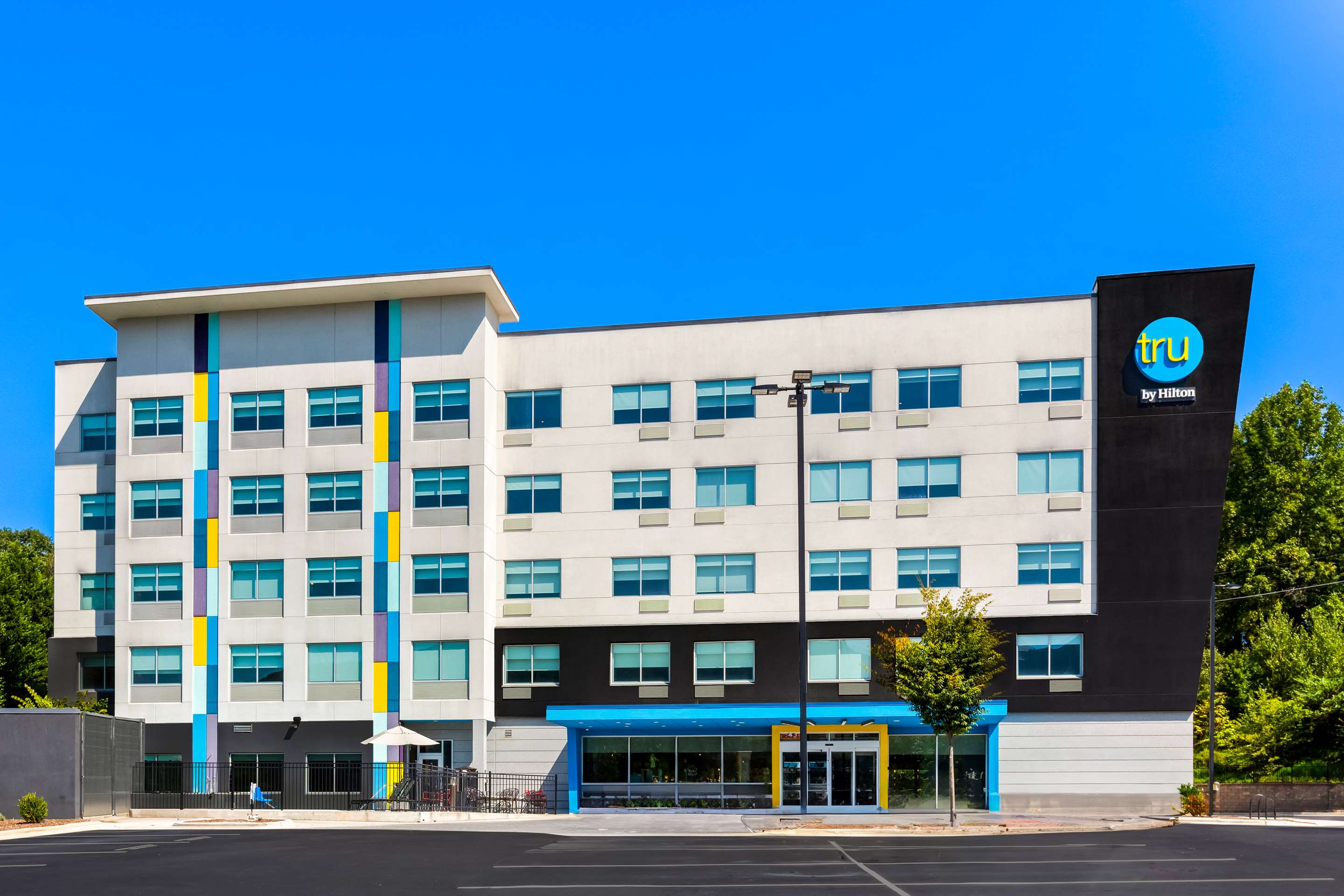 Exterior | GLō Hotel Asheville-Blue Ridge Parkway