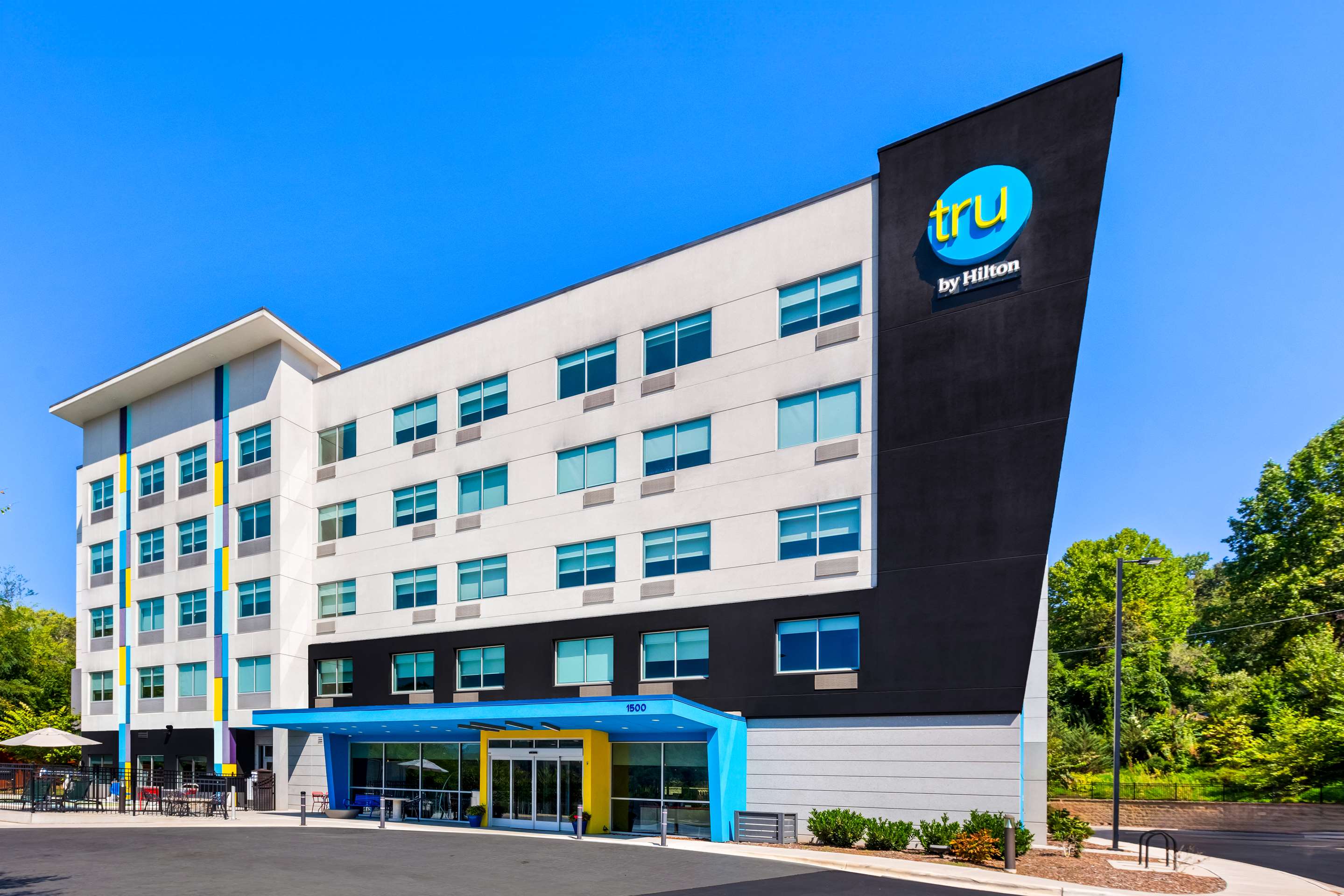 Exterior | GLō Hotel Asheville-Blue Ridge Parkway