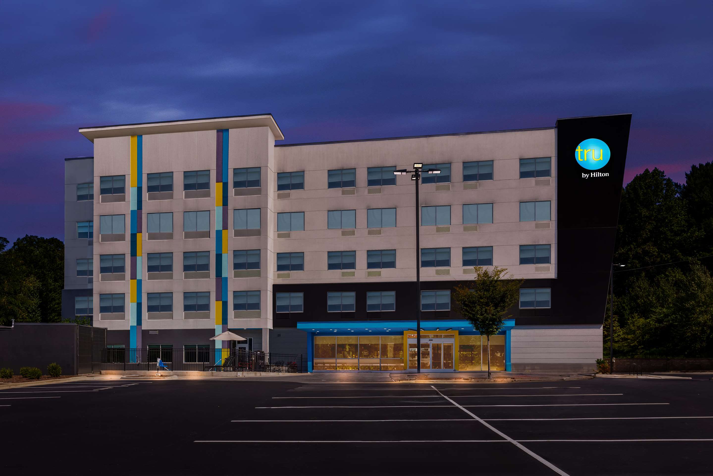 Exterior | GLō Hotel Asheville-Blue Ridge Parkway