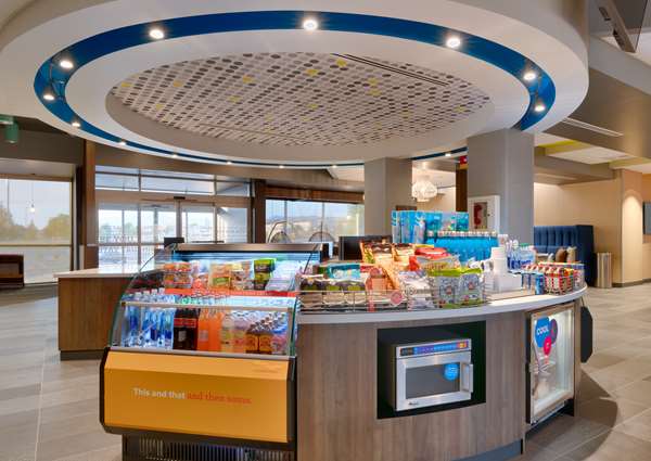 Restaurant - Tru by Hilton Hill Air Force Base Clearfield - I-15, Exit 335