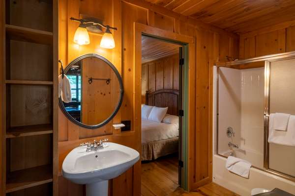  - Cabins at Green Mountain Branson