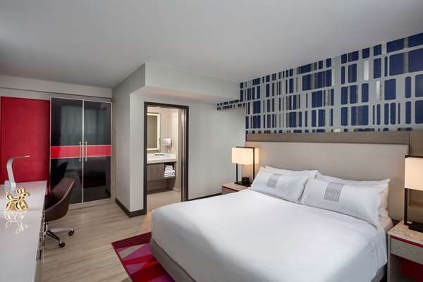 Suite - Summit Hotel Northeast Cincinnati