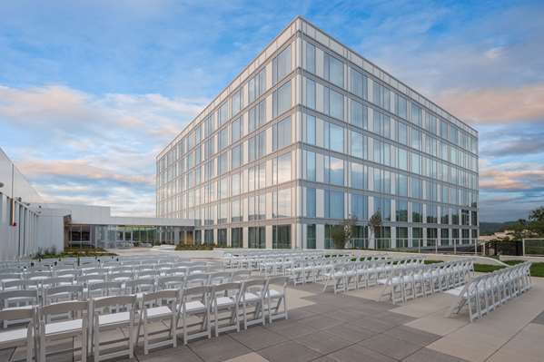  - Summit Hotel Northeast Cincinnati