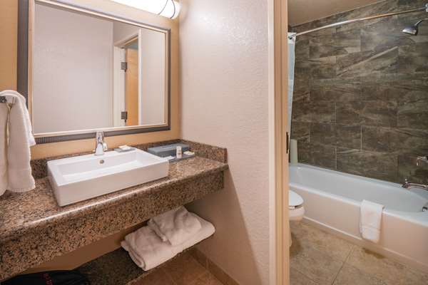  - Best Western Plus Riverfront Hotel & Suites Great Falls