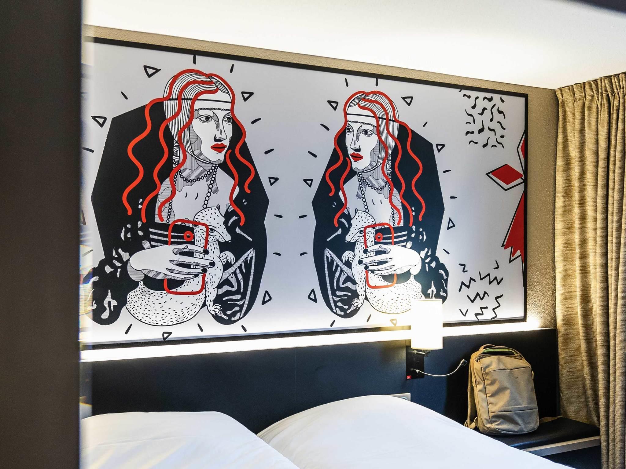 Ibis Styles Saint Brieuc Plerin Room Type - Standard family suite with 2 adjoining rooms Ibis Styles Saint Brieuc Plerin Room Type - Standard family suite with 2 adjoining rooms