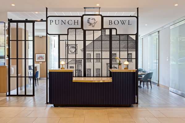 Restaurant - Hilton Garden Inn Brookline