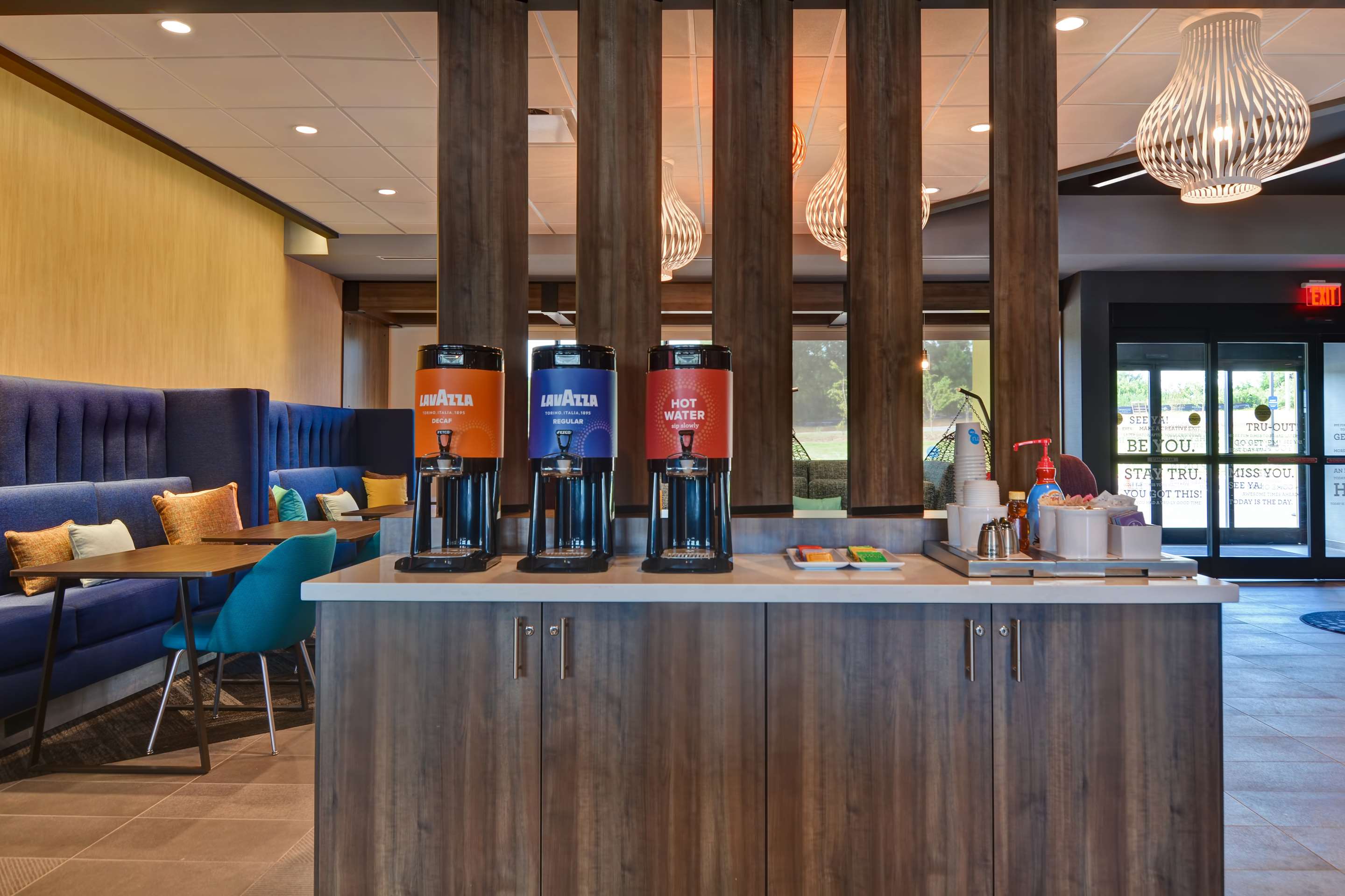 Lobby | Tru By Hilton Fort Mill, SC
