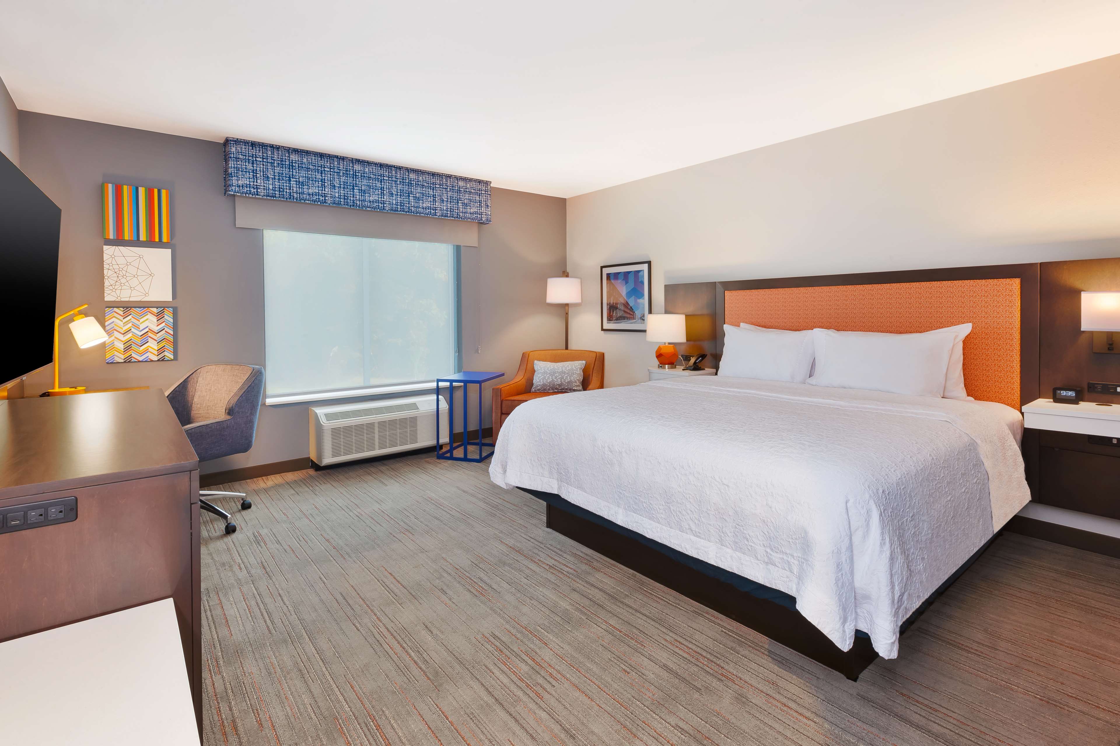Hampton Inn by Hilton Danville, VA - Tap to explore photos