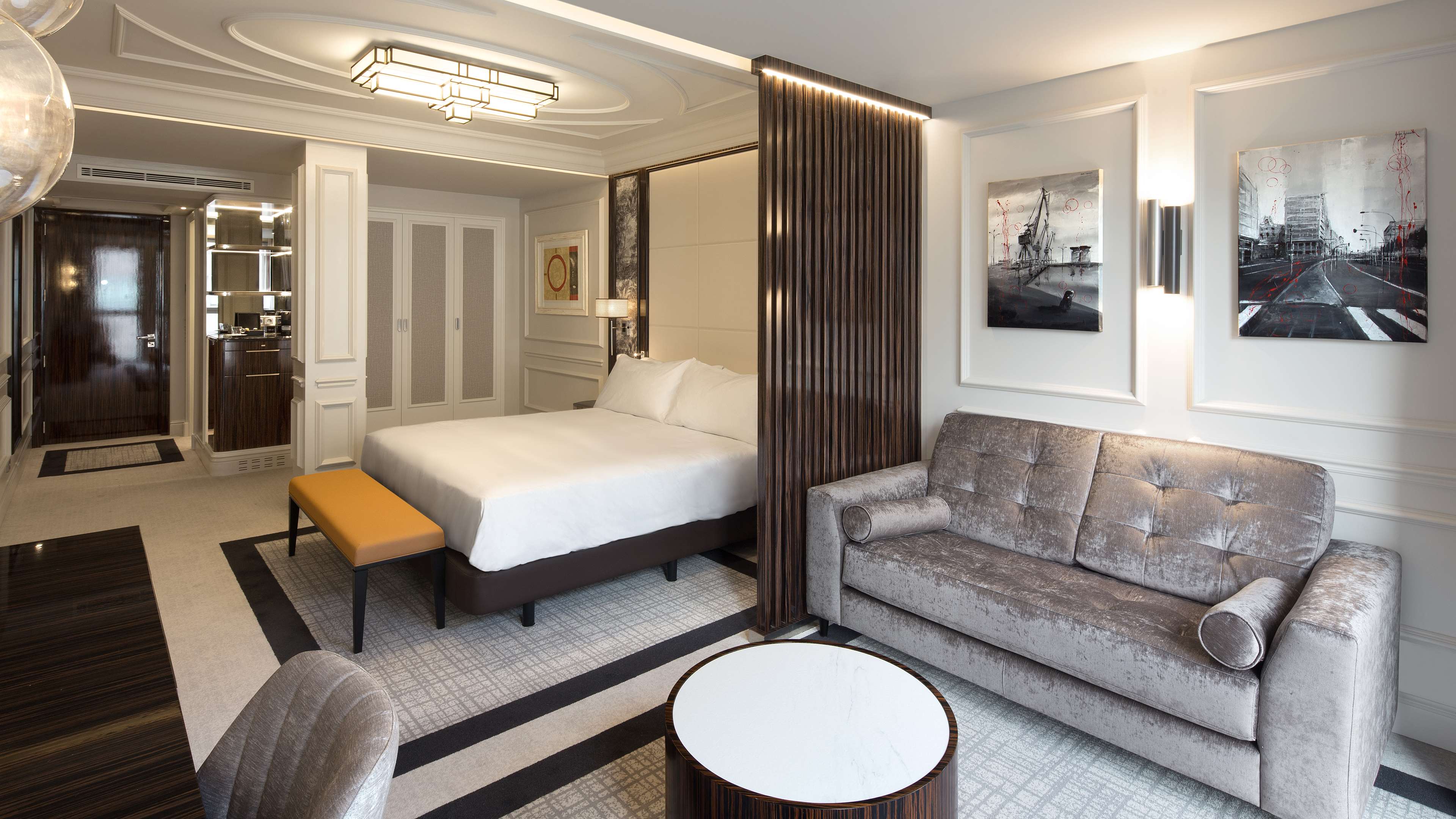 DoubleTree by Hilton A Coruna Room Type - KING DELUXE ROOM W/SOFABED