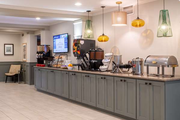 Amenities - SureStay Plus Hotel by Best Western Kennewick Tri-Cities