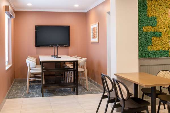 Conference Area - SureStay Plus Hotel by Best Western Kennewick Tri-Cities