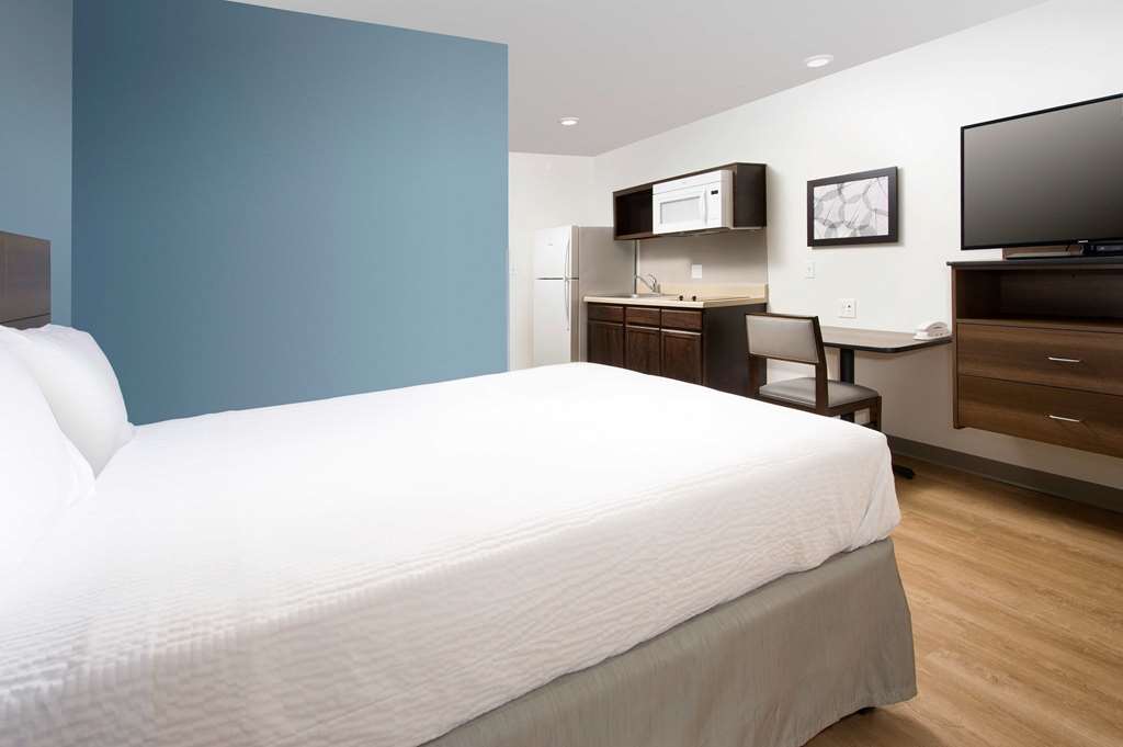 WOODSPRING SUITES MCKINNEY-guestroom-Guest Room,On-Site.jpg