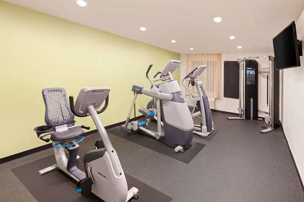 Fitness/ Exercise Room - Woodspring Suites Las Colinas Irving